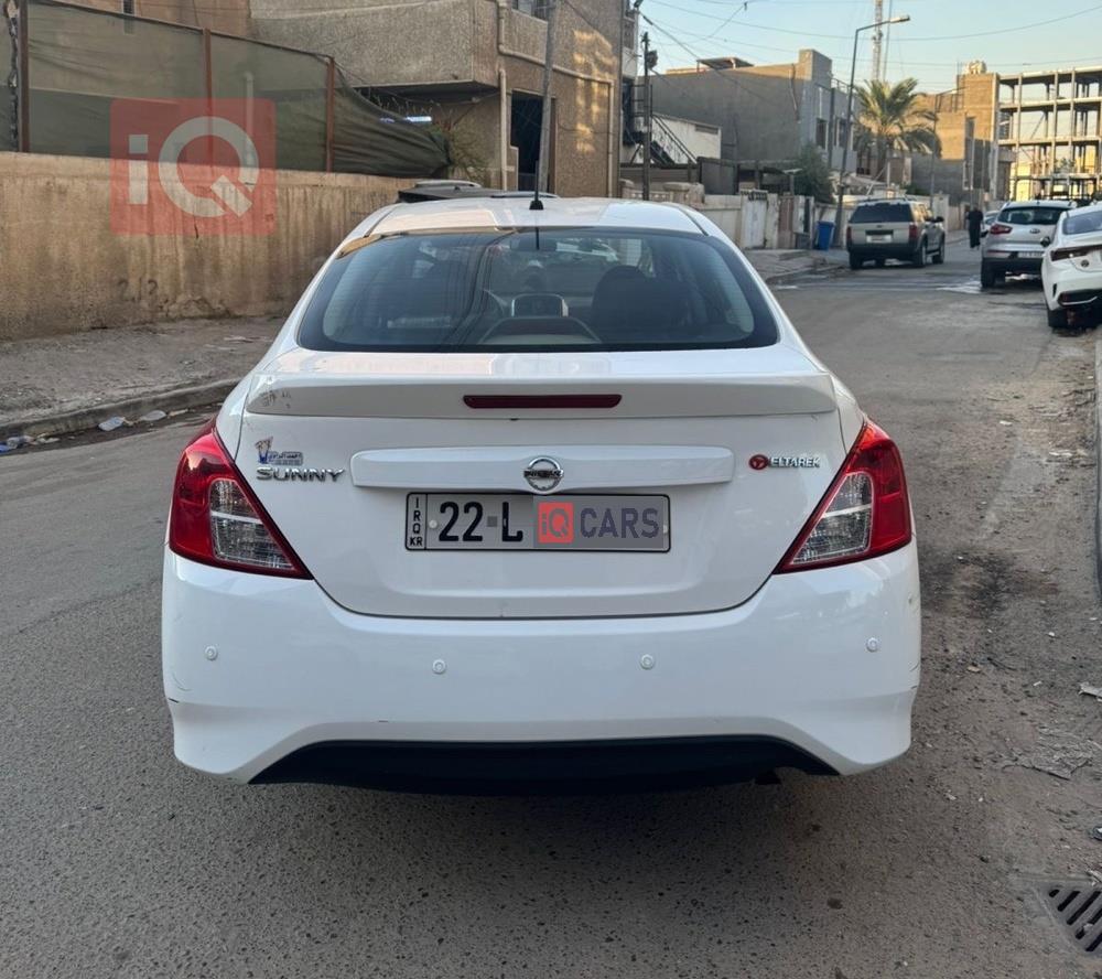 نیسان سەنی